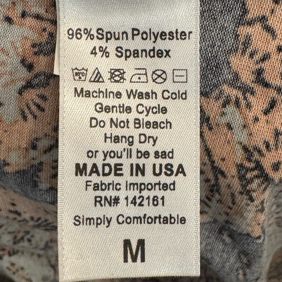 LuLaRoe‎ Classic T - Picture 8 of 9